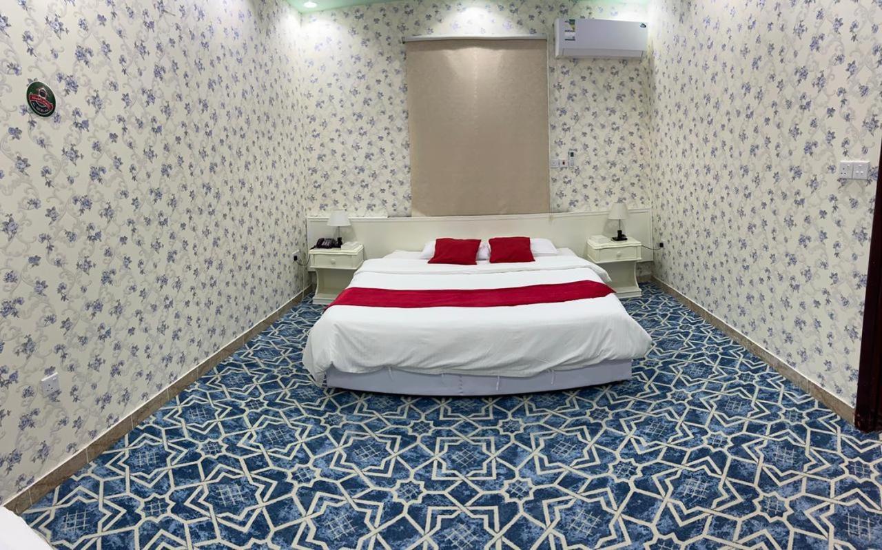 فندق ادوماتو Adomato Hotel Dawmat al-Jandal Ngoại thất bức ảnh
