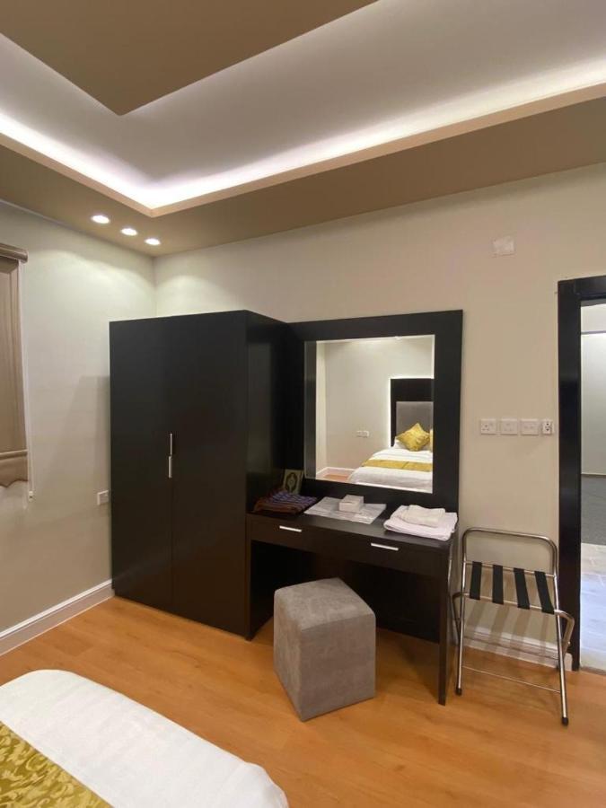 فندق ادوماتو Adomato Hotel Dawmat al-Jandal Ngoại thất bức ảnh