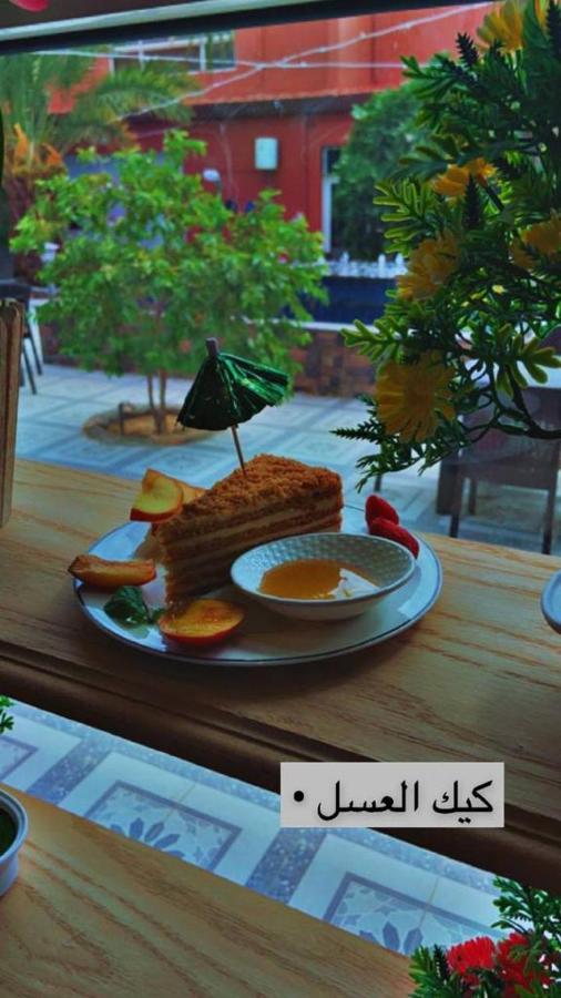 فندق ادوماتو Adomato Hotel Dawmat al-Jandal Ngoại thất bức ảnh