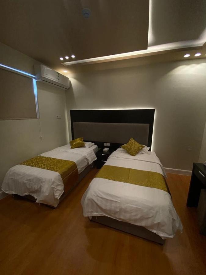 فندق ادوماتو Adomato Hotel Dawmat al-Jandal Ngoại thất bức ảnh