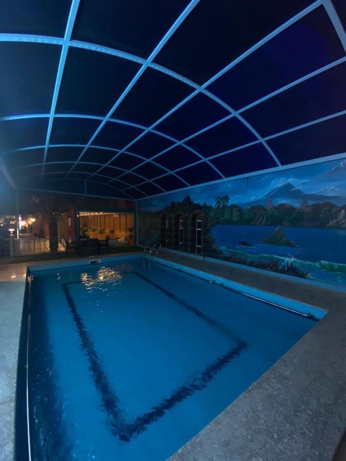 فندق ادوماتو Adomato Hotel Dawmat al-Jandal Ngoại thất bức ảnh