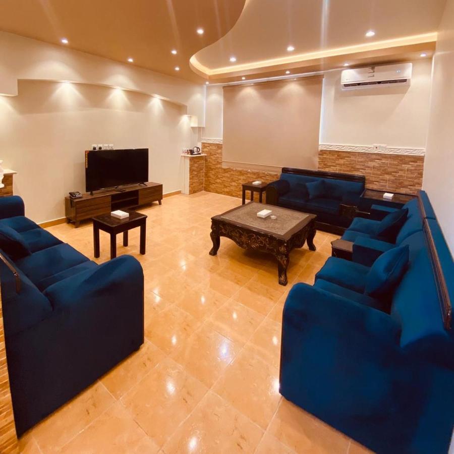 فندق ادوماتو Adomato Hotel Dawmat al-Jandal Ngoại thất bức ảnh
