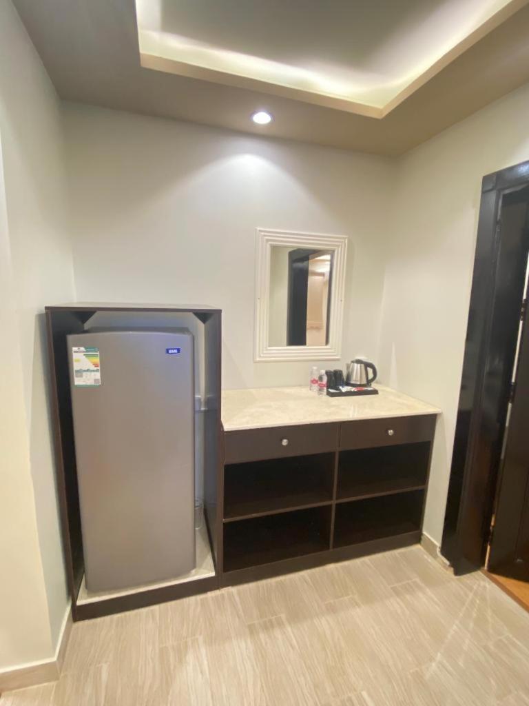 فندق ادوماتو Adomato Hotel Dawmat al-Jandal Ngoại thất bức ảnh