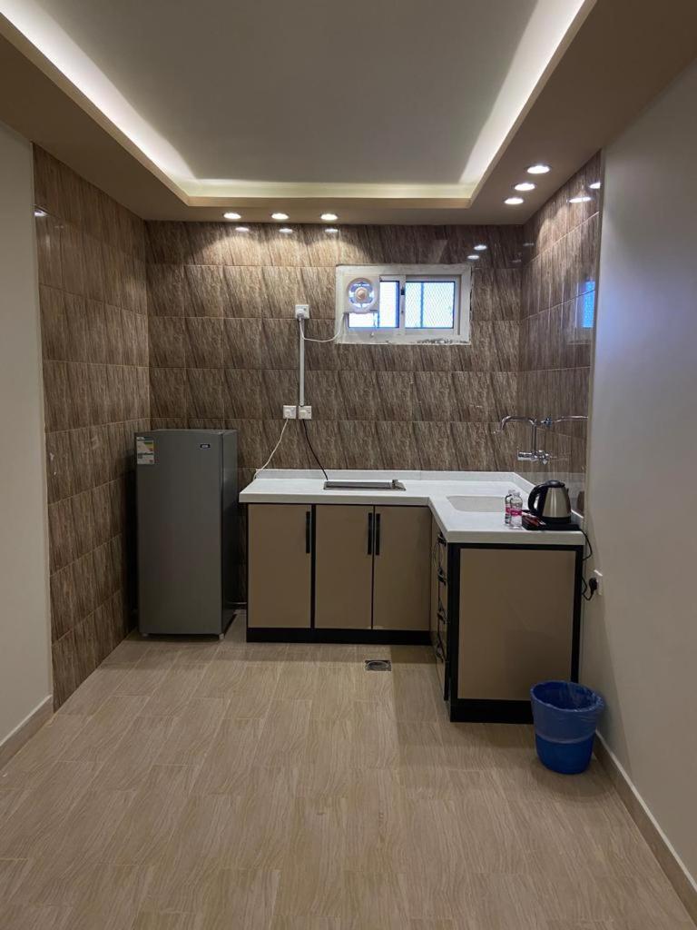 فندق ادوماتو Adomato Hotel Dawmat al-Jandal Ngoại thất bức ảnh